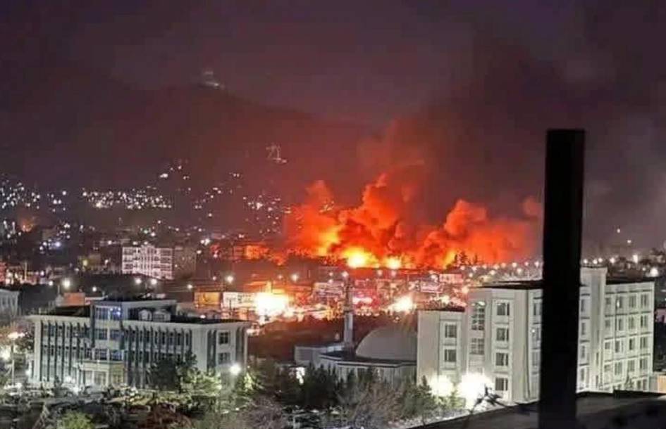 400 киши ҳалок бўлди: “Толибон” Покистонни гиёҳвандлар даволанадиган шифохонага зарба берганликда айблади